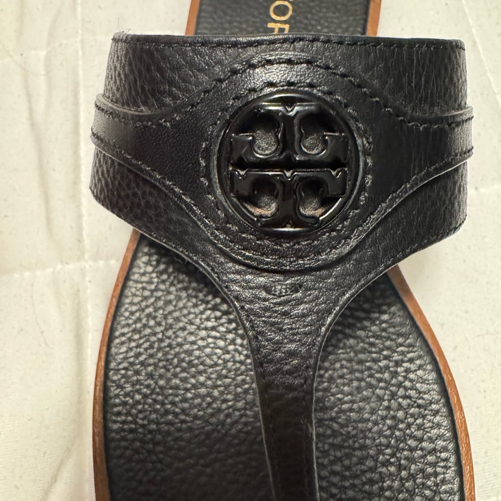 Tory Burch Black Leather Flip-Flops - Picture 4 of 9